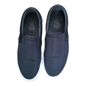 Vans Unisex Surplus Nylon Slip-On Black Casual Sneakers (M 8) (W 9.5)